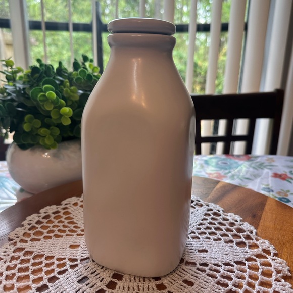 Moo Ceramic Milk Bottle - White - Picture 7 of 9
